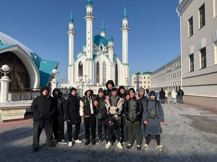 Герои будущей России.